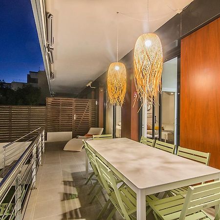 Sitges Spaces Garden Paradise 3 Bedroom, 3 Bathroom, Huge Private Garden-Terrace, Pool- Sleeps Up To 8 Экстерьер фото