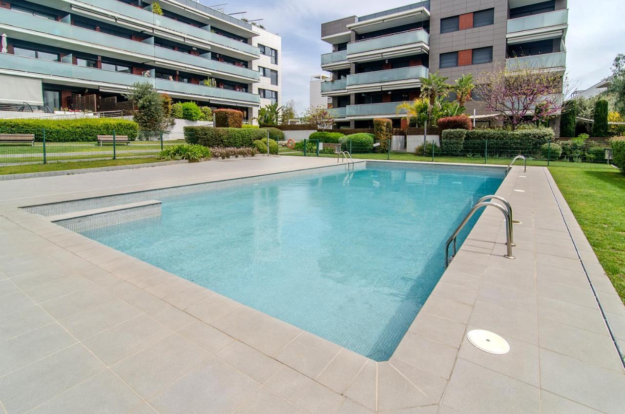 Sitges Spaces Garden Paradise 3 Bedroom, 3 Bathroom, Huge Private Garden-Terrace, Pool- Sleeps Up To 8 Экстерьер фото