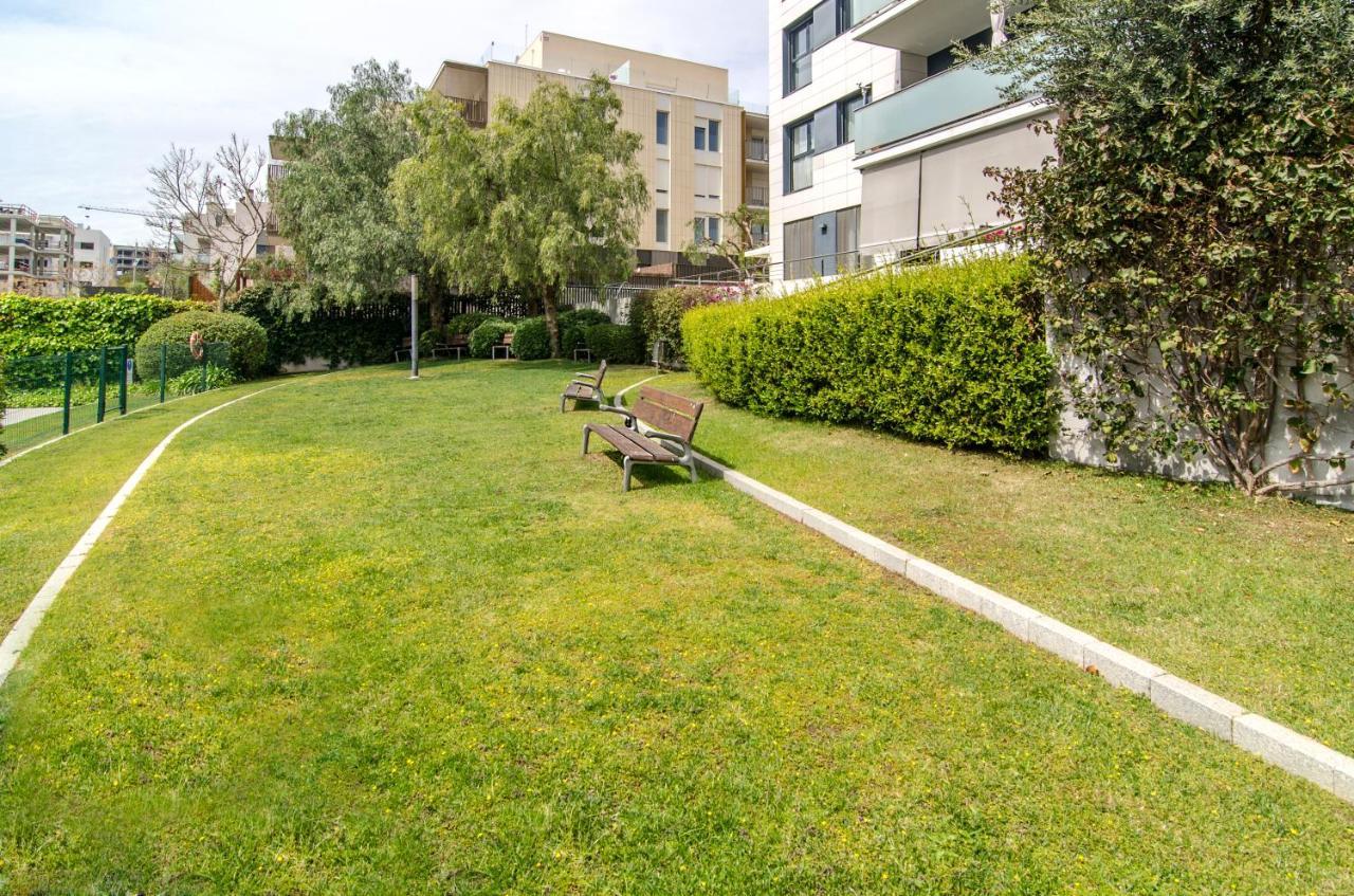 Sitges Spaces Garden Paradise 3 Bedroom, 3 Bathroom, Huge Private Garden-Terrace, Pool- Sleeps Up To 8 Экстерьер фото