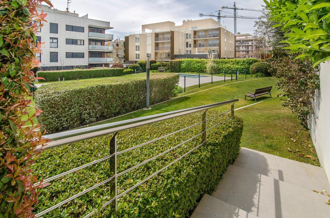 Sitges Spaces Garden Paradise 3 Bedroom, 3 Bathroom, Huge Private Garden-Terrace, Pool- Sleeps Up To 8 Экстерьер фото