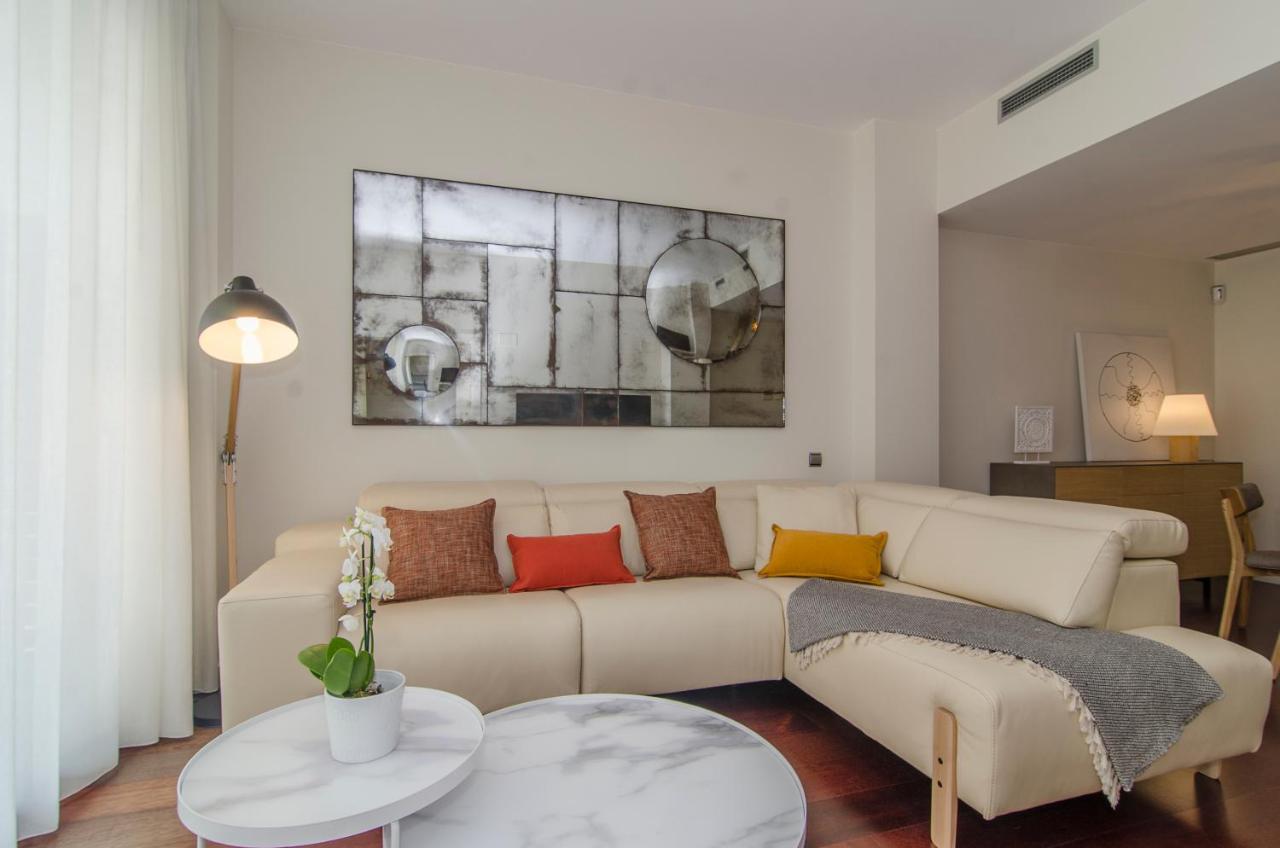 Sitges Spaces Garden Paradise 3 Bedroom, 3 Bathroom, Huge Private Garden-Terrace, Pool- Sleeps Up To 8 Экстерьер фото