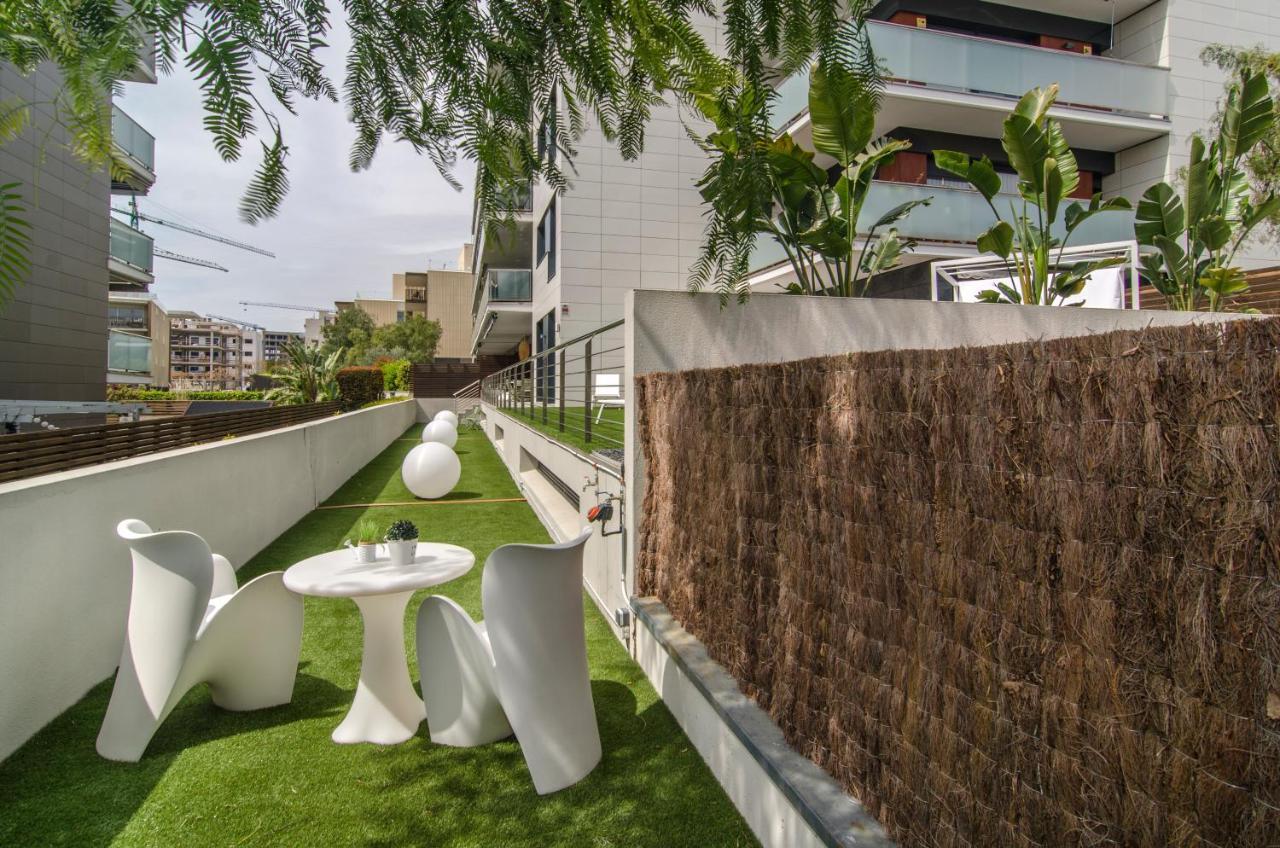 Sitges Spaces Garden Paradise 3 Bedroom, 3 Bathroom, Huge Private Garden-Terrace, Pool- Sleeps Up To 8 Экстерьер фото