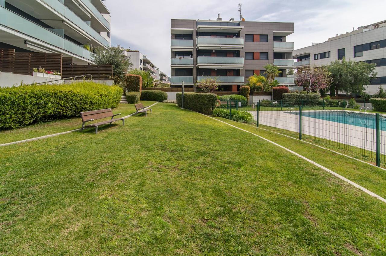 Sitges Spaces Garden Paradise 3 Bedroom, 3 Bathroom, Huge Private Garden-Terrace, Pool- Sleeps Up To 8 Экстерьер фото